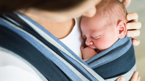 Babywearing και Attachment Parenting: 5 Μάρσιποι για να διαλέξεις τον ιδανικό